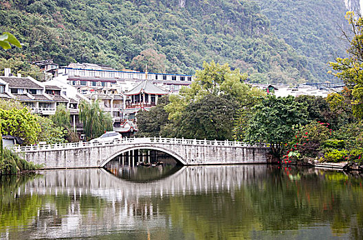 lô gan miền nam